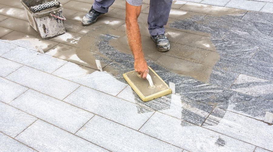 Expert Emergency Roof Repairs services in Minburn, IA